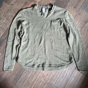Natural Reflections Green V-Neck Sweater Lightweight